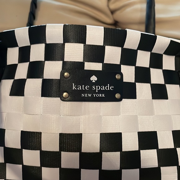 Kate Spade woven tote - Picture 2 of 4